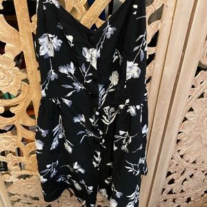 Urban Outfitters Romper Size S